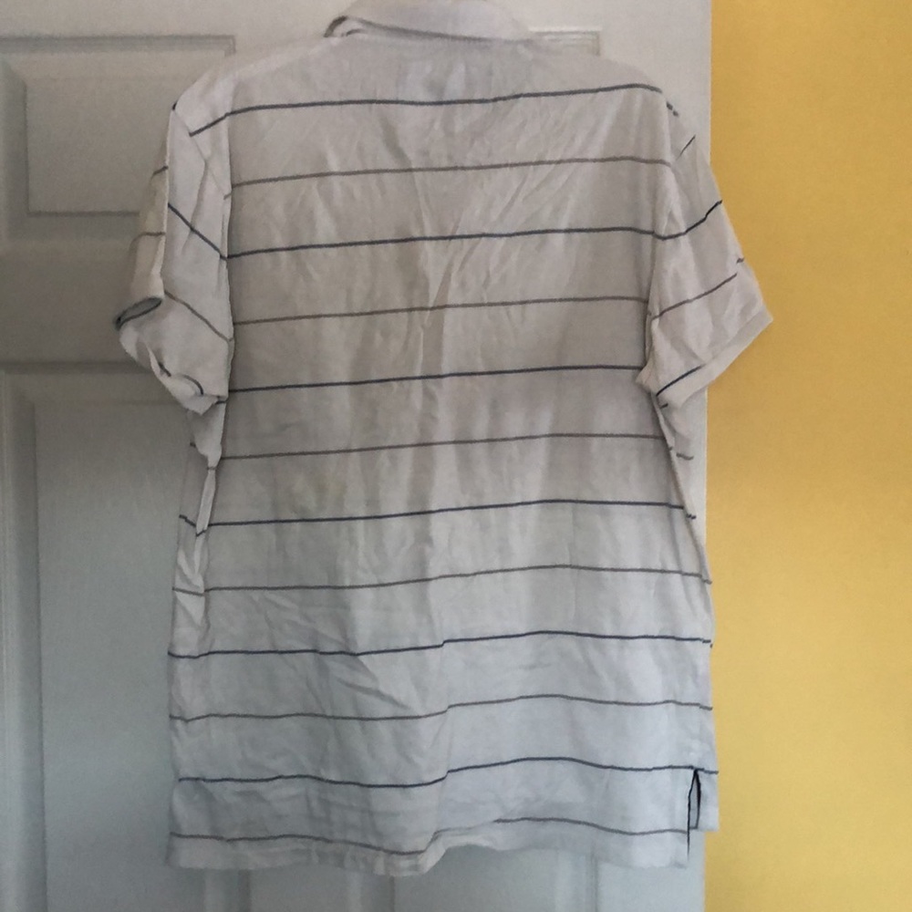 Vintage American eagle T-shirt in good condition. Two spots as shown on pictures - Picture 3 of 5